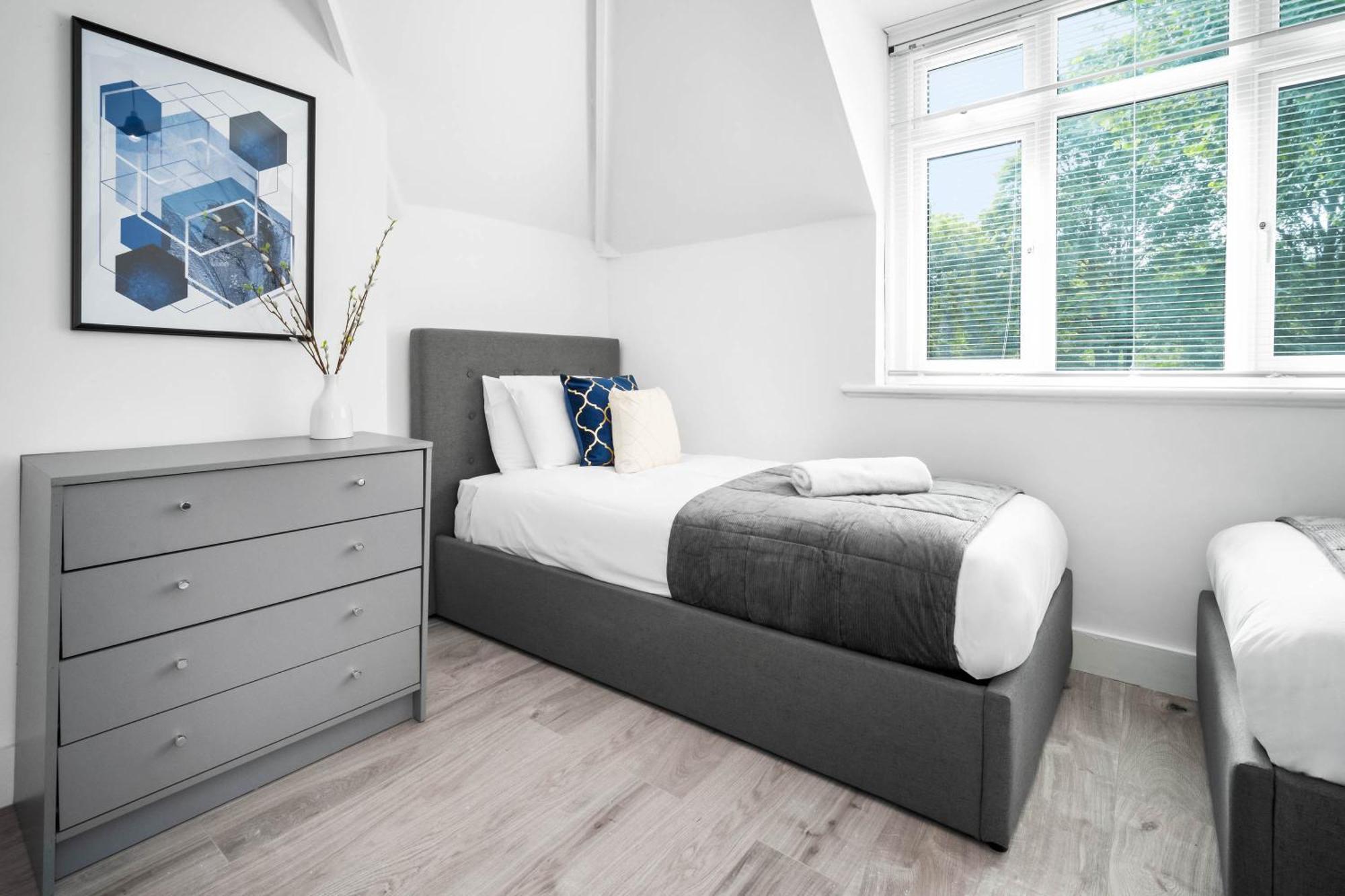 Three Bedroom House - Parking & Garden - Netflix - Wifi - Great Location - 215R Birmingham Luaran gambar